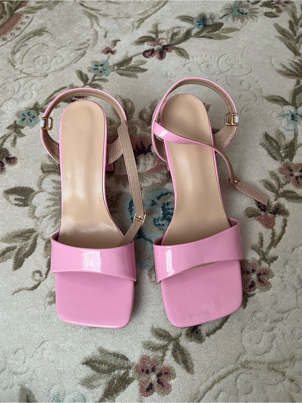 Women’s Pink Patent Block Heel Sandals - Elegant Strappy Design